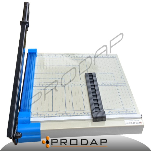 Gilotyna rzęczna GLD A4_1.jpg