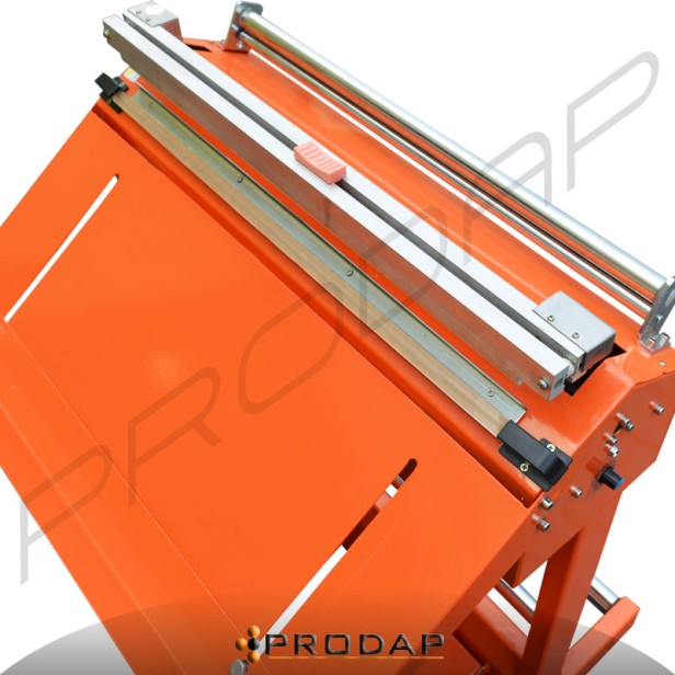 Zgrzewarka nożna SF 600C_6.jpg