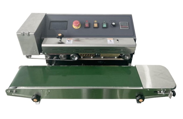 fr900 z plujką prodap.jpg