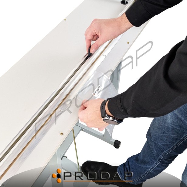 Zgrzewarka nożna SH 800 z nożem PRODAP_16.jpg