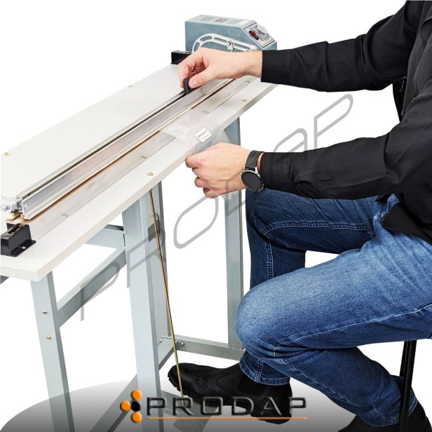 Zgrzewarka nożna SH 800 z nożem PRODAP_22.jpg