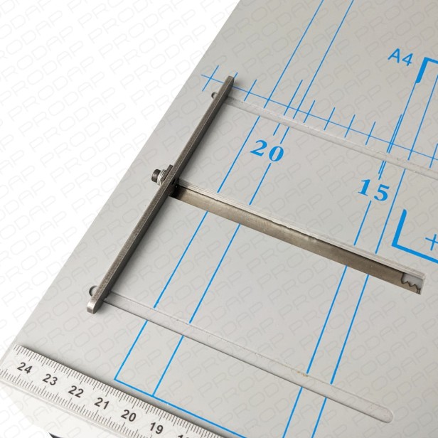 FALCERKA ELEKTRYCZNA A3 ZE ZSZYWACZAMI PRODAP_12.jpg